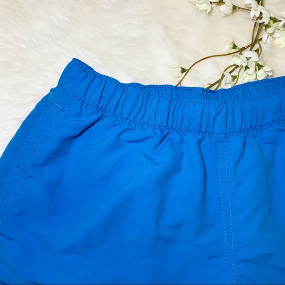 Patagonia Barely Baggies shorts - Picture 8 of 12